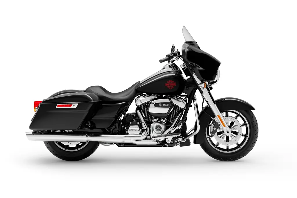2021 Harley-Davidson Electra Glide Standard, Vivid Black, right side, studio shot, solo seat and no Tour-Pak