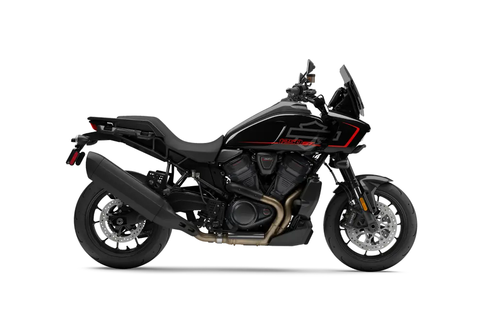 Right-side view of a black 2025 Harley-Davidson Pan America 1250 ST with its short screen and cast wheels.